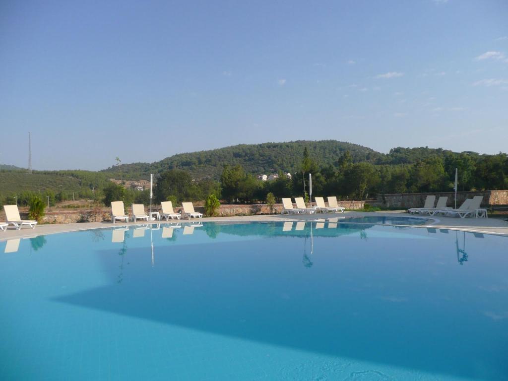 Orka Valley Villas โอลลุนเดนิซ ภายนอก รูปภาพ